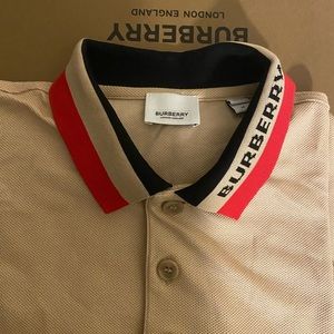 Authentic burberry shirt sleeve collar shirt